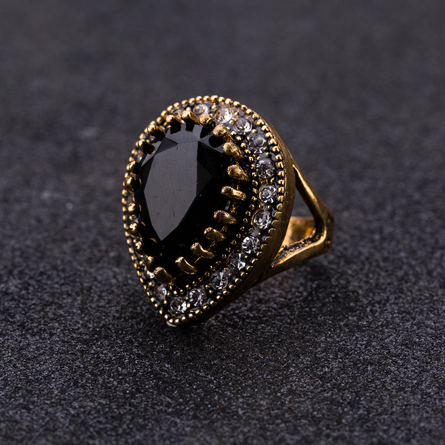 Vintage Large Resin Ring Boho Style