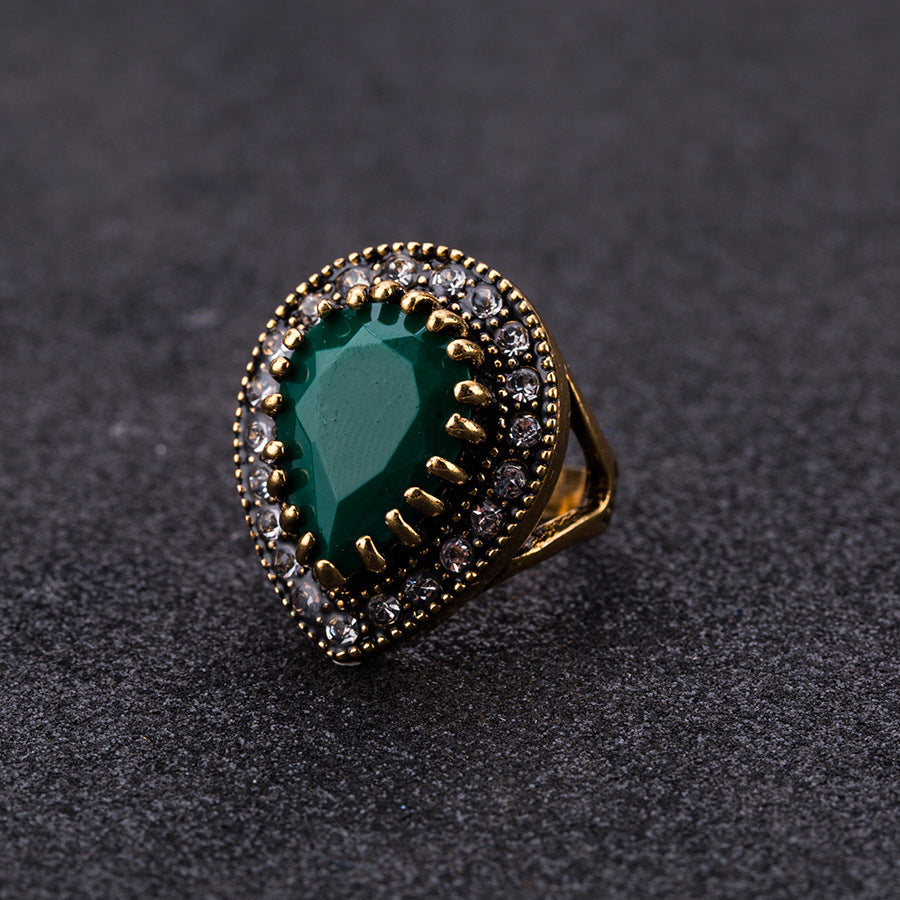 Vintage Large Resin Ring Boho Style